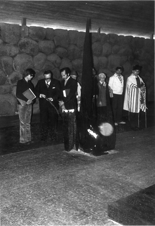 Cérémonie à Yad Vashem