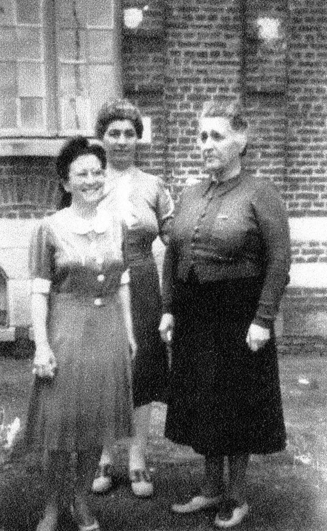 Anne-Marie Capitain (première à gauche) et Jeanne Rousselle (première à droite)