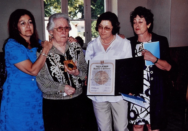remise médaille des Justes juin 2001