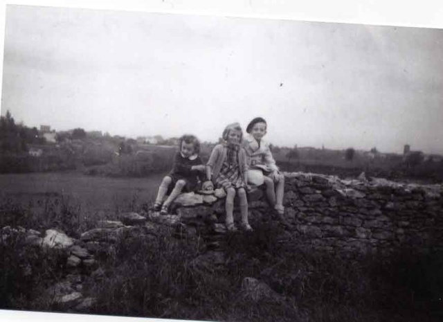 Monique ISRAEL au centre en compagnie de Claude et Michel BLANVILLAIN