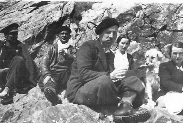 Anne Marie avec les maquisards à Venasque