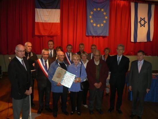 Cérémonie de remise de la médaille