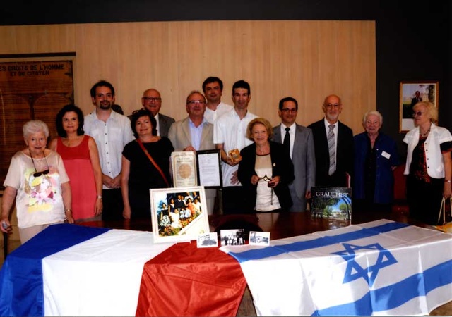 Cérémonie de remise de médaille le 17 juillet 2013