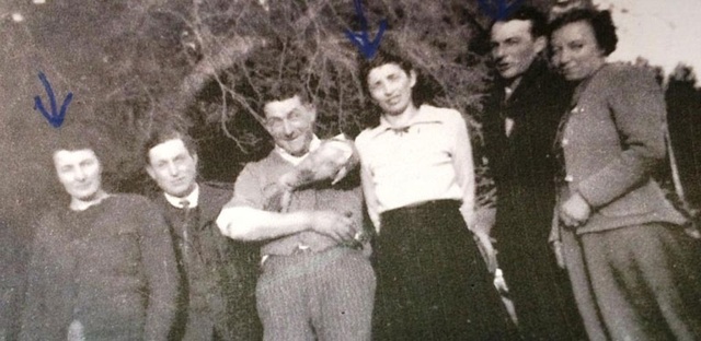 Denise à gauche puis Marthe et son frère Martial