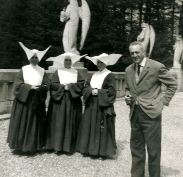 En 1963 sortie avec deux autres soeurs chez son cousin Etienne dans le Morvan près d'Autun