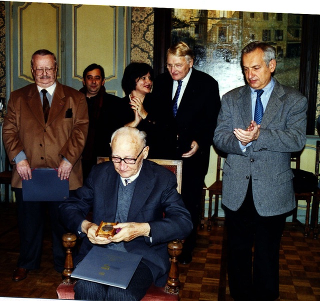 La remise de la médaille