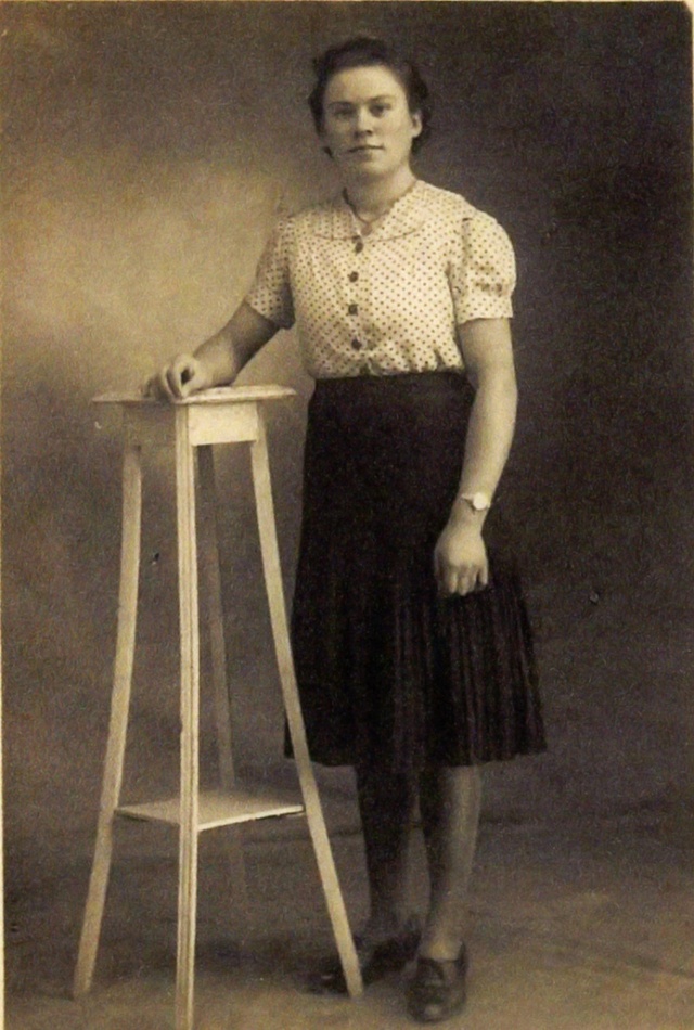 1943 Marguerite Grangeon