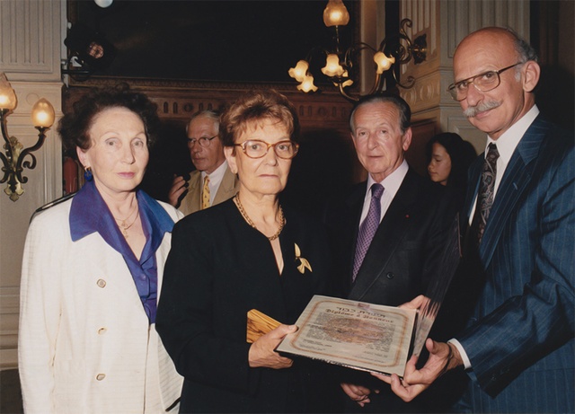 Madeline Perret lors de la cérémonie