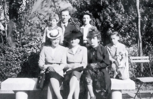 De g. à d. Serge et André DAVID Gisèle Lerouge Louise Pépin Mireille DAVID et Claude Pépin