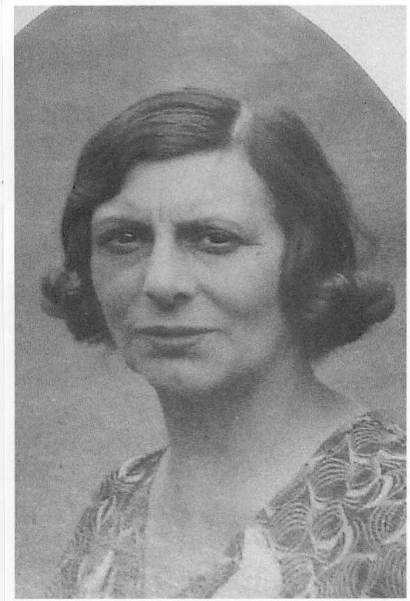 Lucienne Jeanne BOUTET