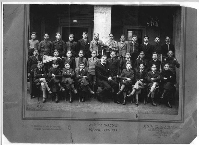 Photo d'école de l'année 1942-1943 au lycée Roanne