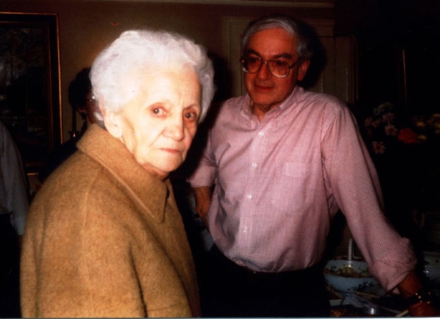 Aimée REGACHE avec M Krol en 1993 personne sauvée