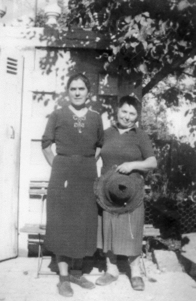 Feyga Simler à droite avec Gabrielle Roche