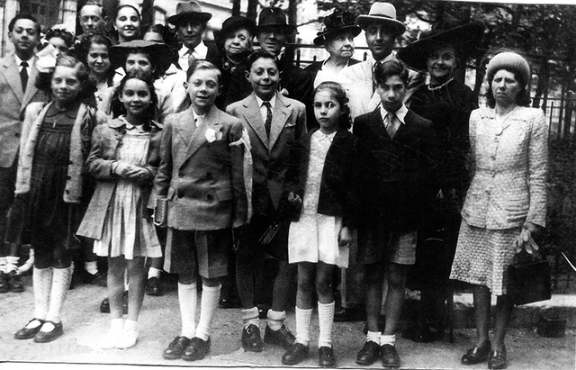 A la communion de Roger Vermeulen en 1947