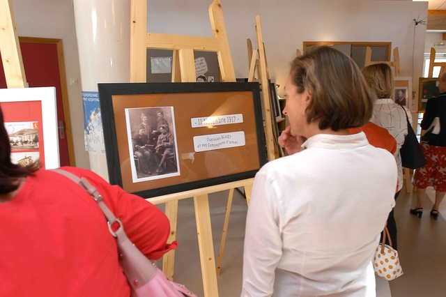 Exposition des photos souvenirs de Justinien BLAZY