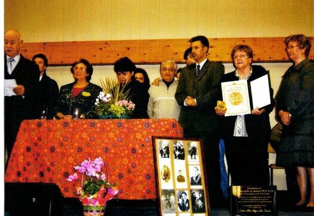 2 décembre 2007 à gauche une partir de la famille GRADSTEJN