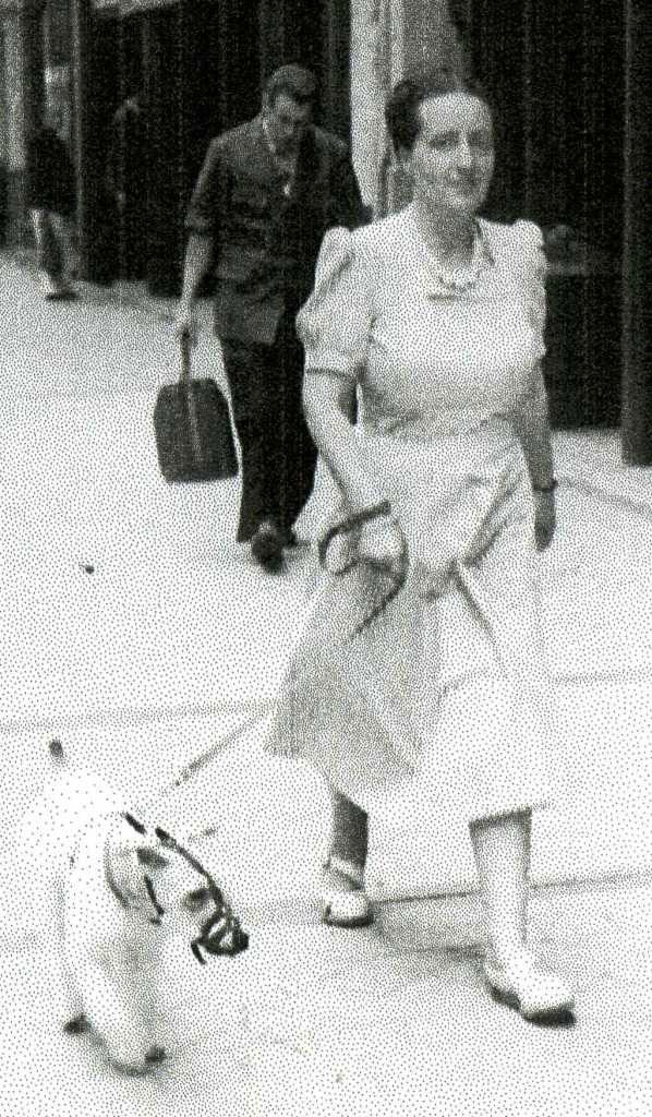 Simone Rousseau et derrière son mari Jacque