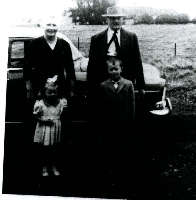 Louis & Mélanie MALJEAN avec leurs enfants