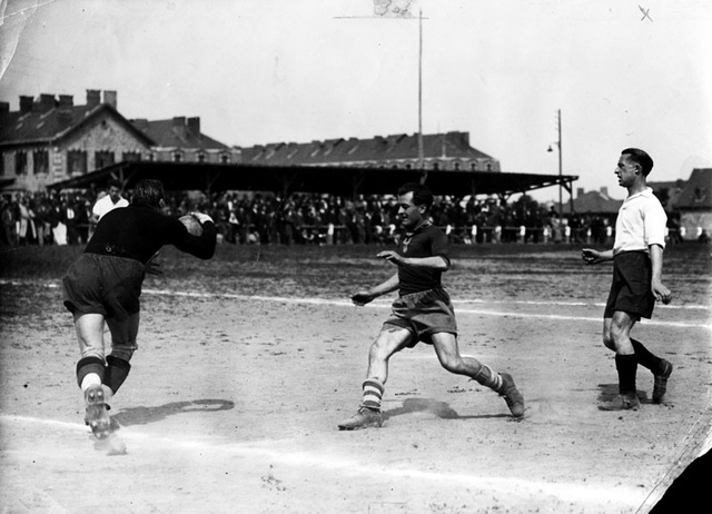 Gustave Szwec premier  à droite