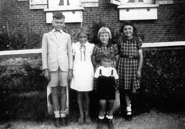 Michel et Ginette DELCLOY, Paulette Charlotte et André
