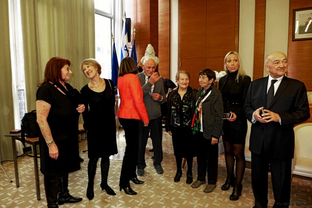 de droite à gauche Alain, Valérie Perthuis Portheret, Chaya