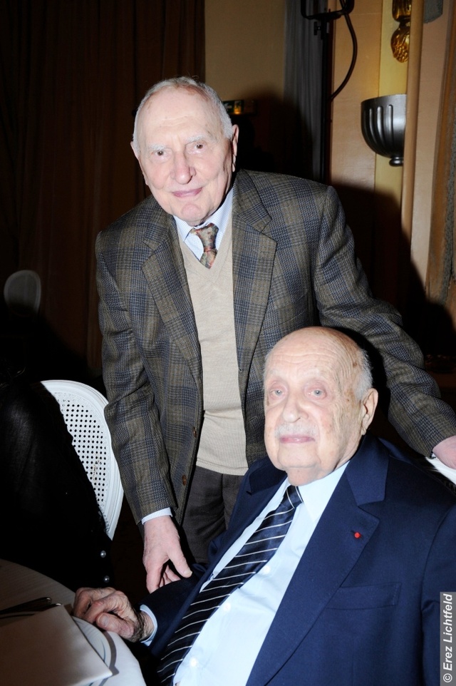 e55bcff1b467a040d405f67bb5b6f080[1]