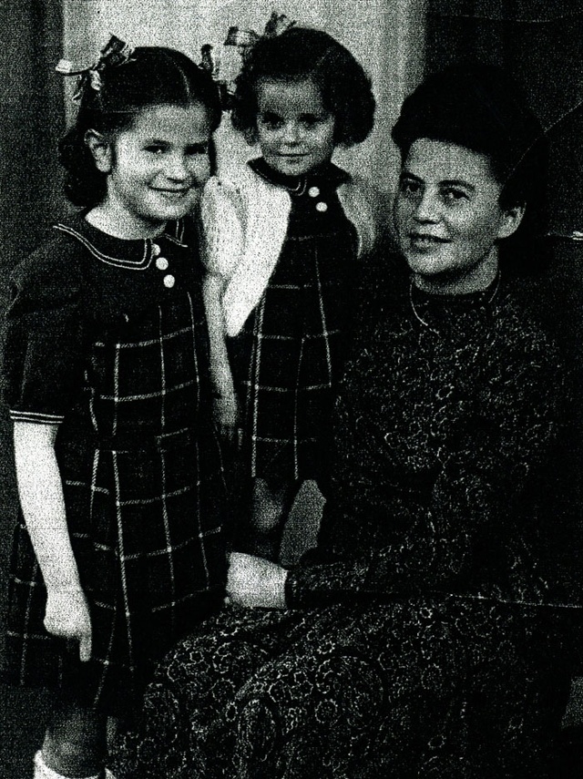 Jenny Thieberger avec ses filles en 1946