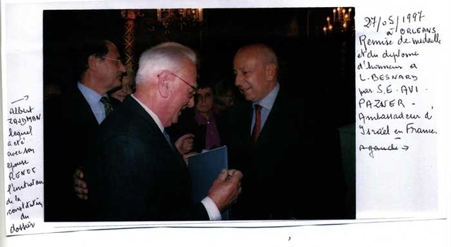 Cérémonie de remise de la médaille