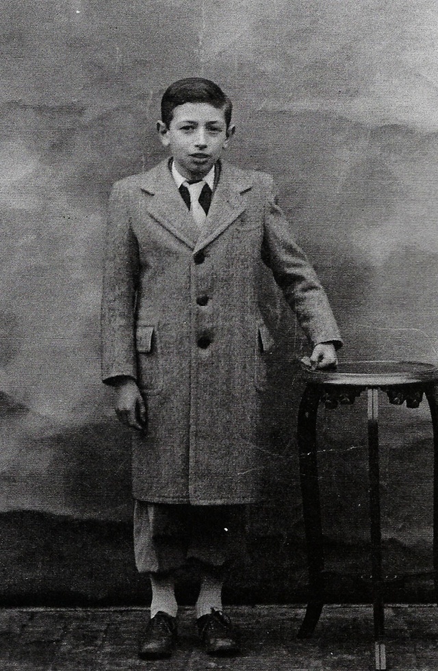 1942, Félix Jastreb