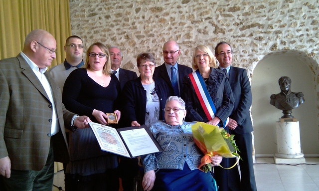 Famille Barone lors de la remise de la médaille